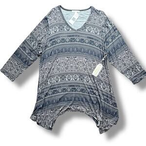 Farmers Market Floral Print Sharkbite Abstract Hem Shirt Plus Size 1X Artsy